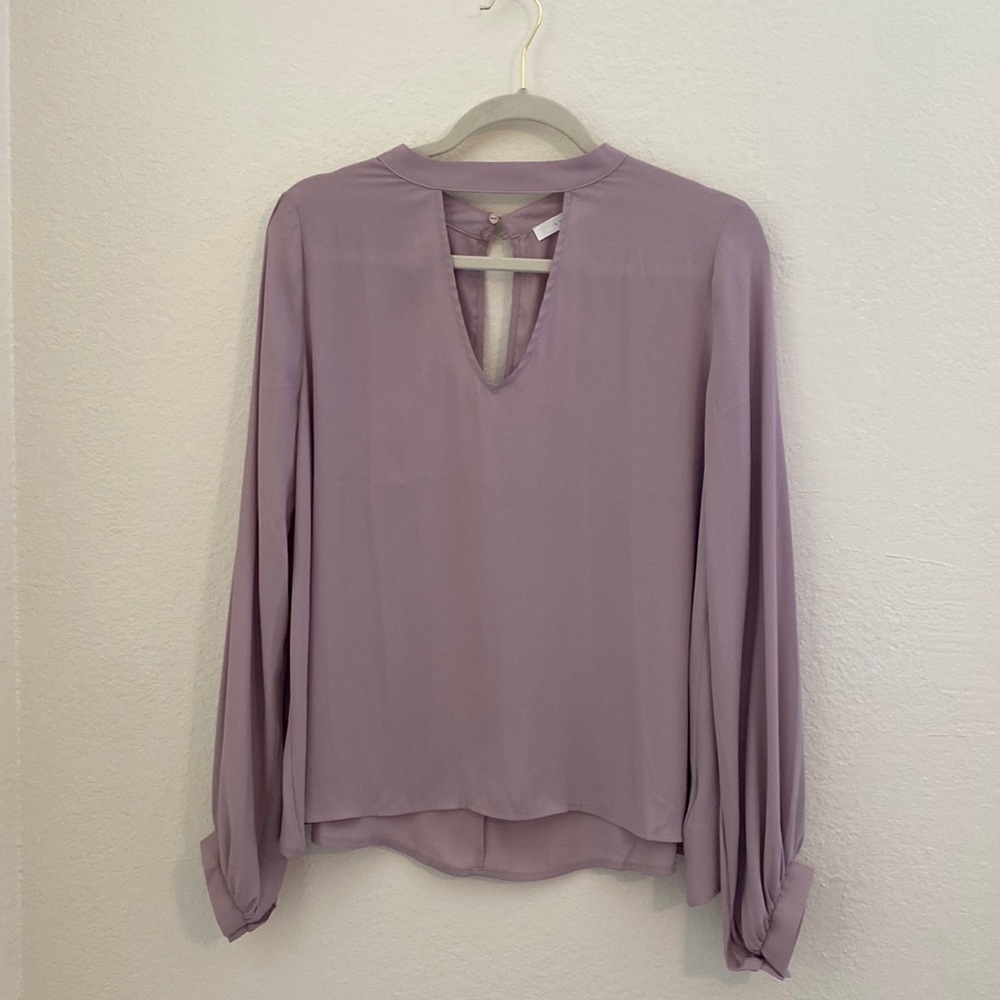 Mauve flowy vneck long sleeve top